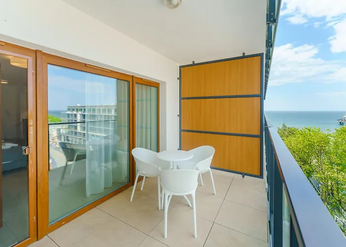 Aquamarina Prima Deluxe Studios With Sea View By Noclegi Renters