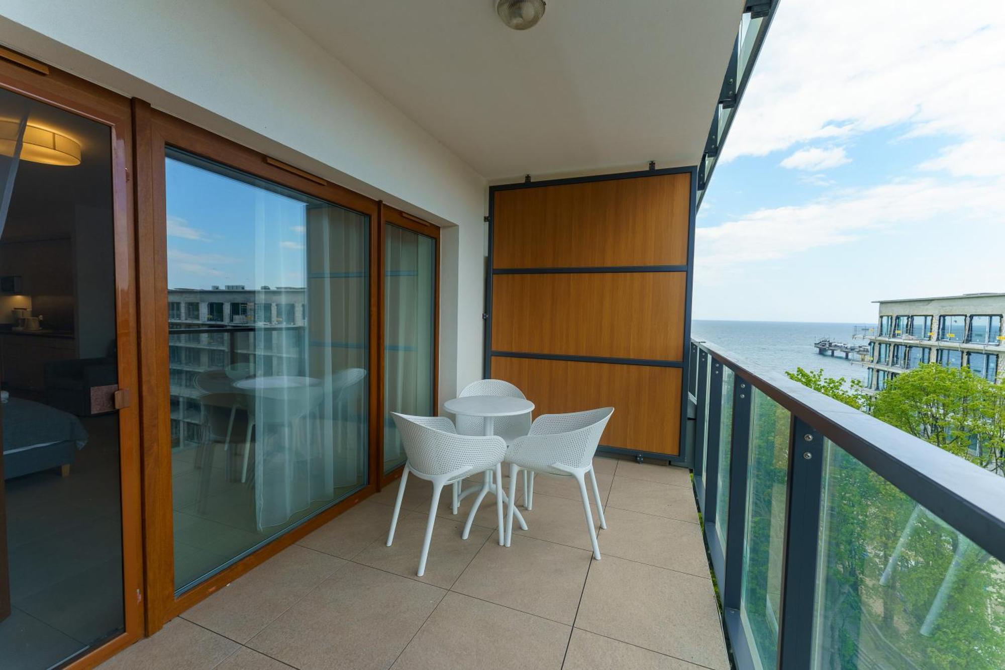 Aquamarina Prima Deluxe With Sea View By Renters Apartment *