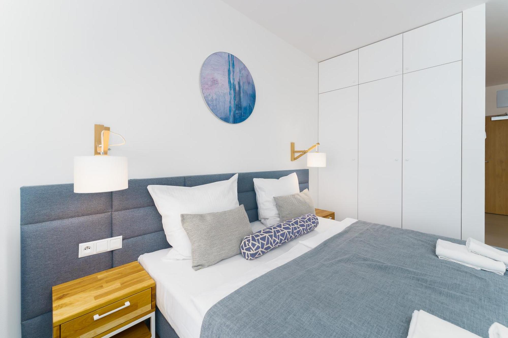 Aquamarina Prima Deluxe With Sea View By Renters Apartment *