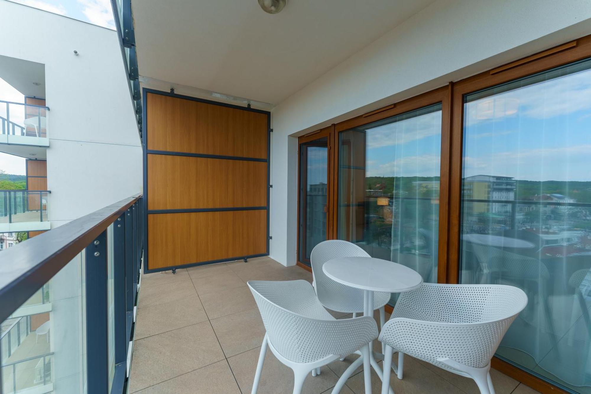 Aquamarina Prima Deluxe With Sea View By Renters Apartment